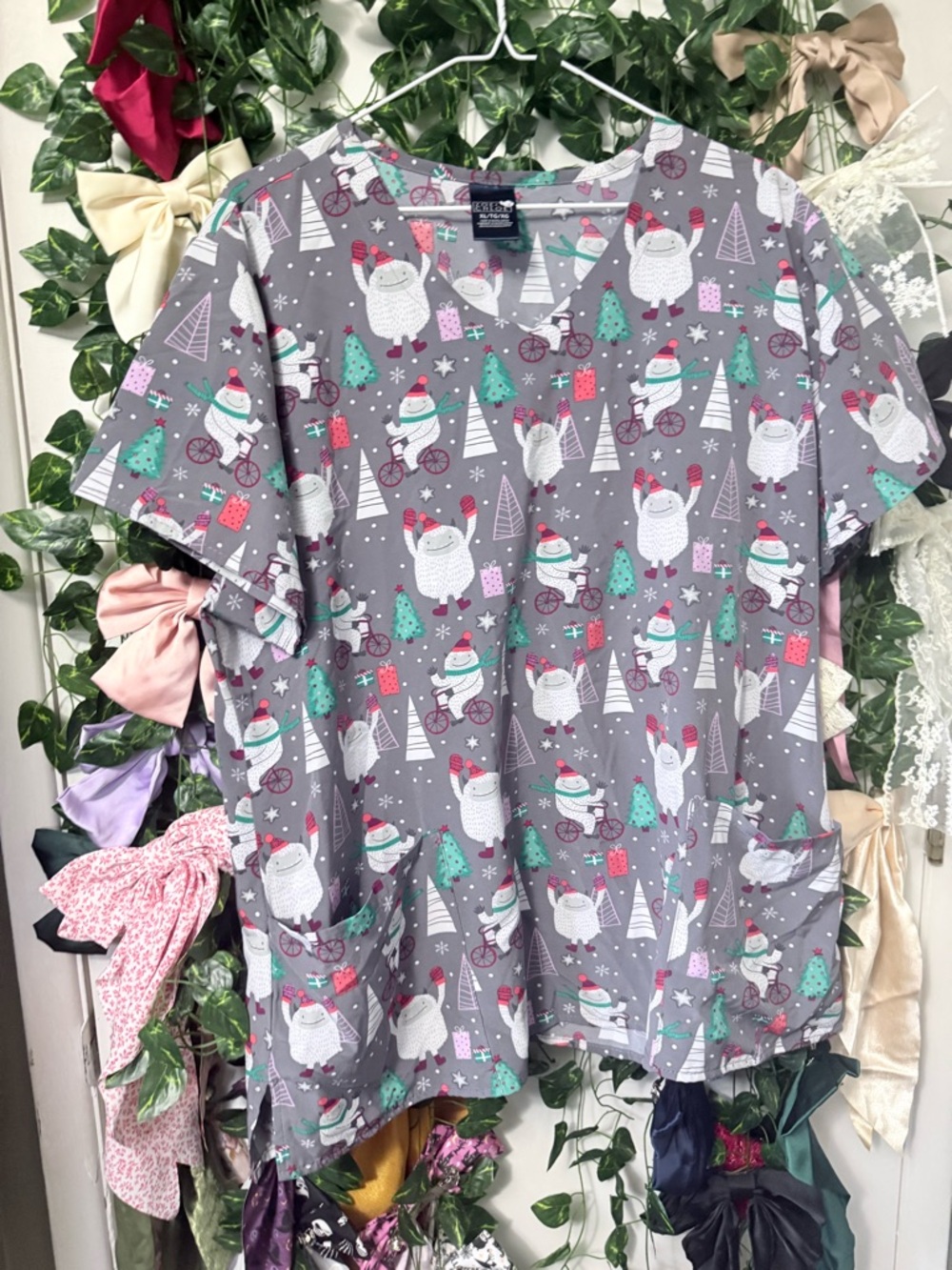 Chloe Gray Holiday yeti Print Top